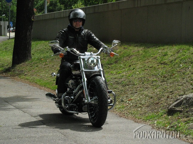 Harley-Davidson CVO Breakout je ozajstný motocyklový krásavec
