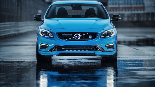 Volvo Polestar V60 a S60