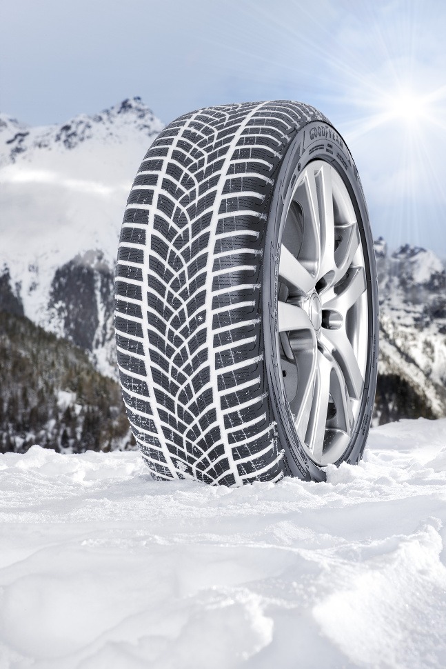Goodyear UltraGrip Performance Gen-1