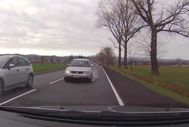 Volkswagen Passat jednoočko