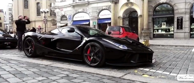 Ferrari LaFerrari v Prahe