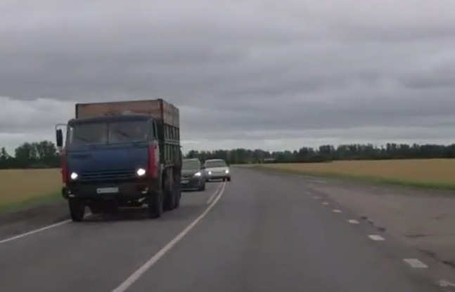 Lada vhupsla do protismeru