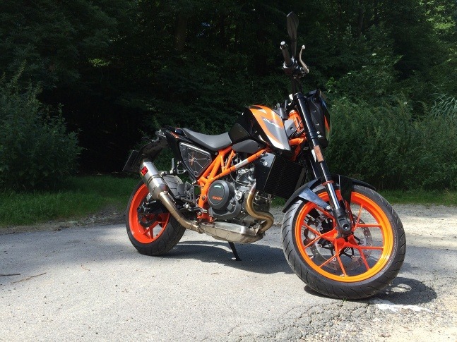 KTM 690 DUKE R
