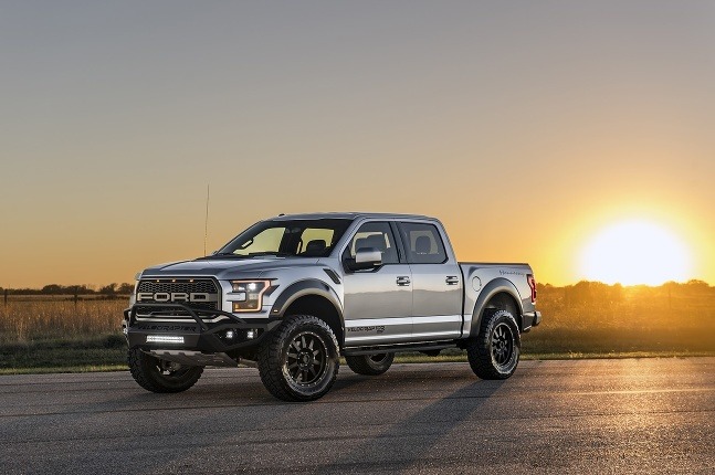 Hennessey Velociraptor 2017