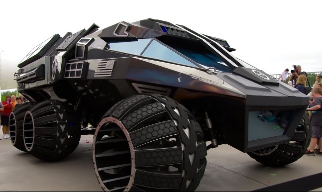 MarsRover a batmobil v jednom