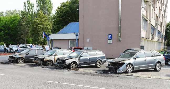 Podpálené autá Nitra