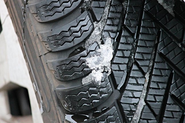 Spoľahlivá zimná pneumatika