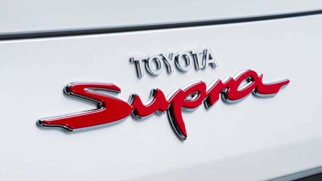 Toyota Supra s manuálnou