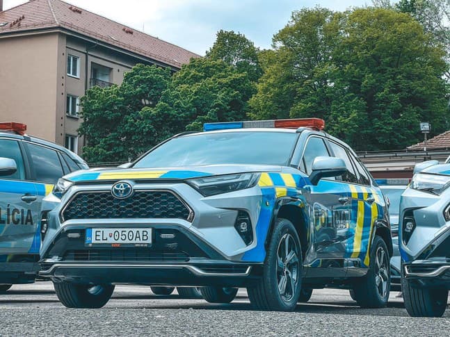 Nové policajné plug-in hybridné Toyoty RAV4