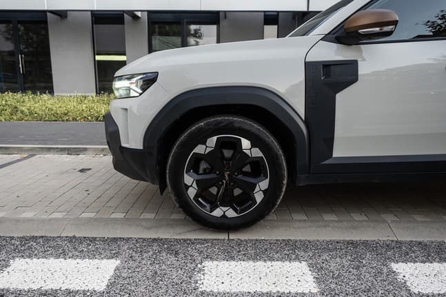 Dacia Duster Hybrid 