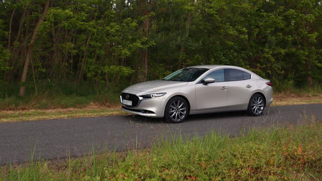 Mazda 3 2.5 Skyactiv-G AT