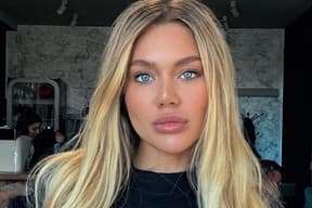  Laura Vizváryová