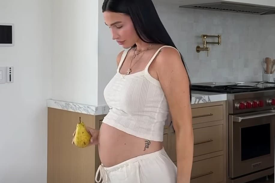 Krystiana Tiana
