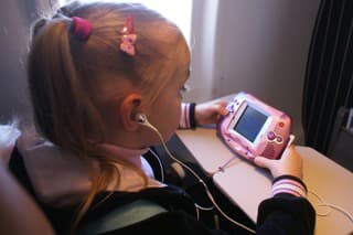 Patrí elektronika deťom do