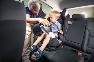 Test autosedačiek: Sú plné