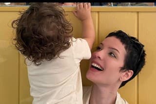Halsey so synčekom