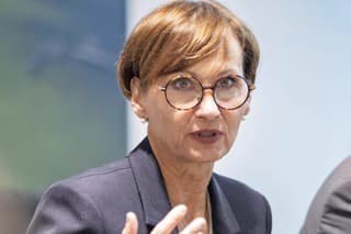 Nemecká ministerka školstva Bettina