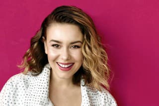Herečka Dominika Kavaschová má