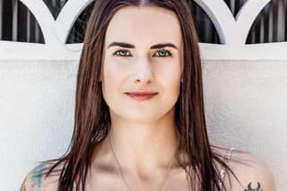  Lauren McLeod 