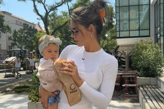 Dcéra Lucie Almaksus oslávila
