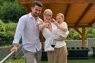 Mamička Laura Kulhánek OTVORENE