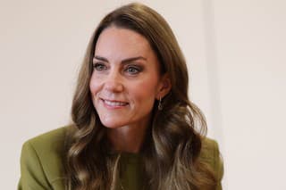 Princezná Kate OČARILA novým