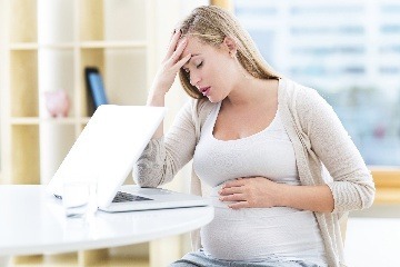 Štyri otravné tehotenské príznaky,