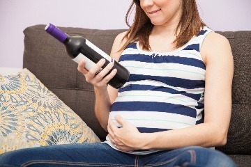 Alkohol v tehotenstve môže