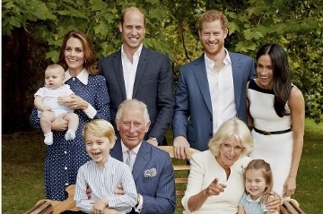 Princ George so súrodencami