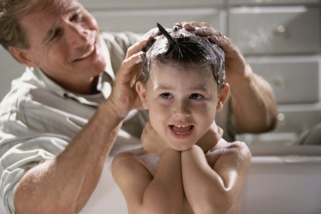 Umývajte deťom vlasy bez