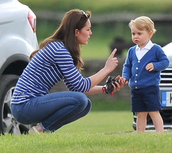 Takto dohovárala vojvodkyňa Kate najstašiemu synovi Georgovi