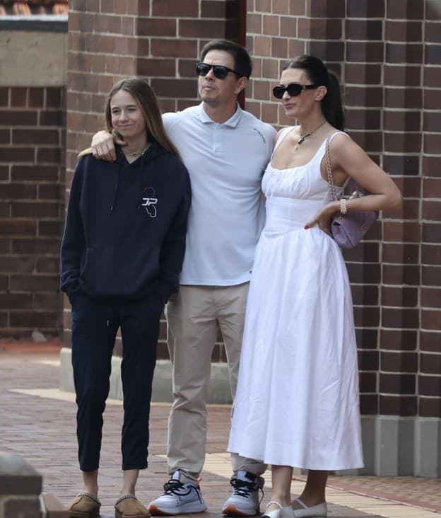 Mark Wahlberg s manželkou a dcérou
