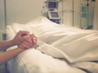 Podľa zdravotnej sestry by NEMAL byť koniec života OPLAKANÝ: Ako sa správa TELO pred SMRŤOU!