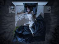PRÍZNAK nebezpečnej choroby, ktorý sa k vám VKRADNE v NOCI: Udrie počas spánku, týka sa aj VÁS?
