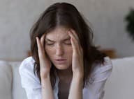 Sex počas bolesti hlavy: Zázračná úľava alebo zbytočné trápenie?