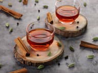 Kŕče, hnačky, bolesti brucha: Pomôže vám pitie týchto čajov