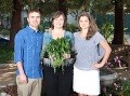 Victoria Boutenko spolu so svojou rodinou skoncovala so zdravotnými problémami vďaka listovej zelenine.