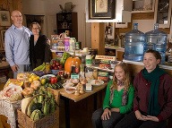 Táto rodina z Gatineau v Kanade minie na jedlo 158 dolárov za týždeň.