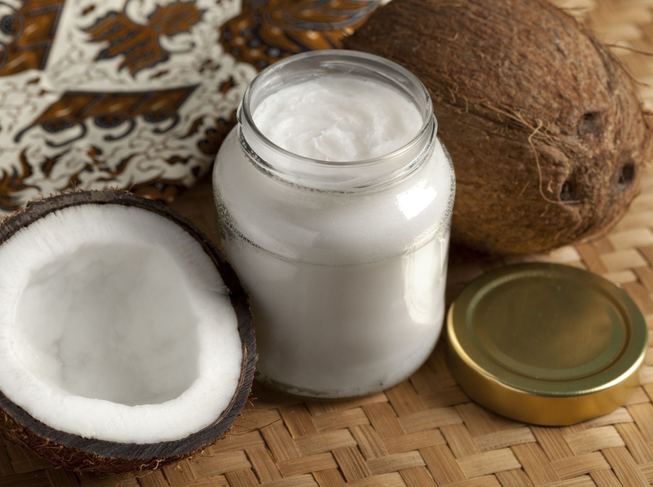 Kokosový olej je zdraviu prospešný, môžete ho bez obáv konzumovať!