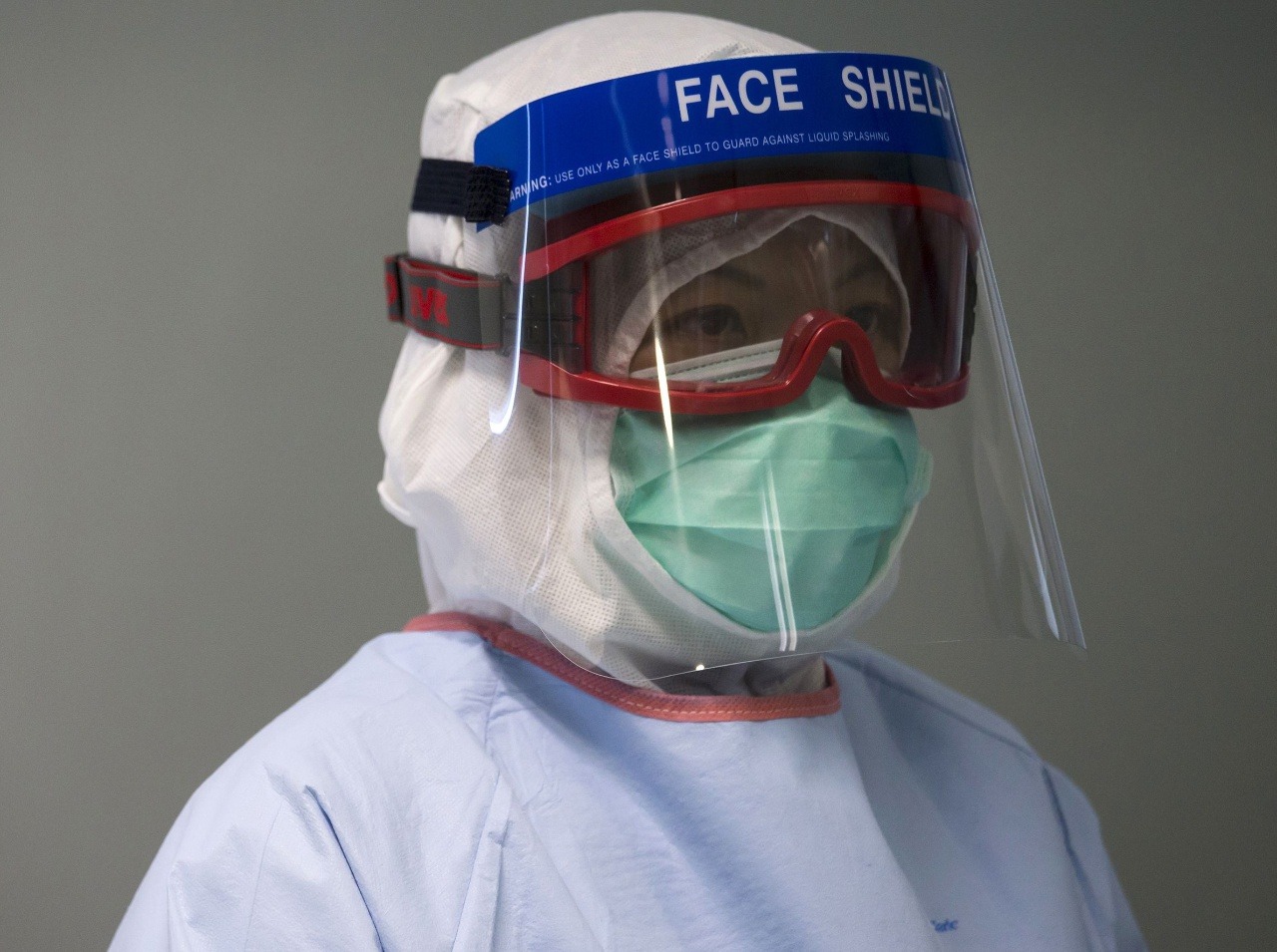 Epidémia eboly si vyžiadala už vyše 1900 životov.