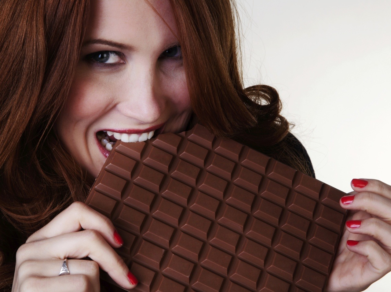 Doprajte si čokoládu v zdravej miere. Zlepší sa vám aj pamäť.