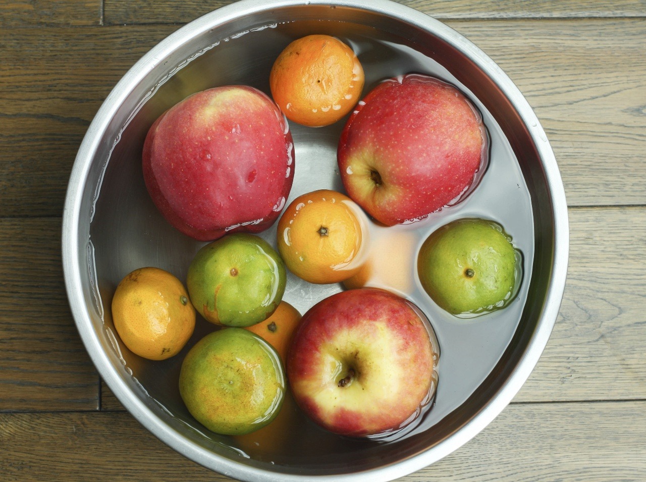 Umývanie ovocia či zeleniny má svoje pravidlá. Ktoré dodržiavate vy? 