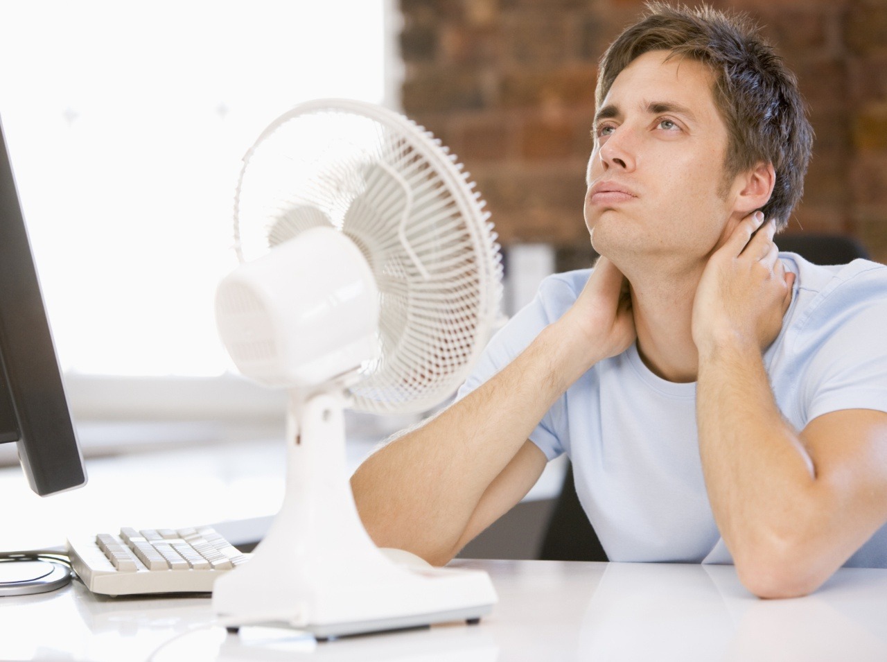 Klimatizácia niekedy nie je až taká výhra. Najmä ak vám privodí nádchu či bolesti hlavy. 