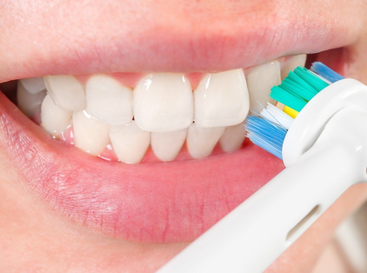 Nezabúdajte na pravidelnú hygienu zubov.