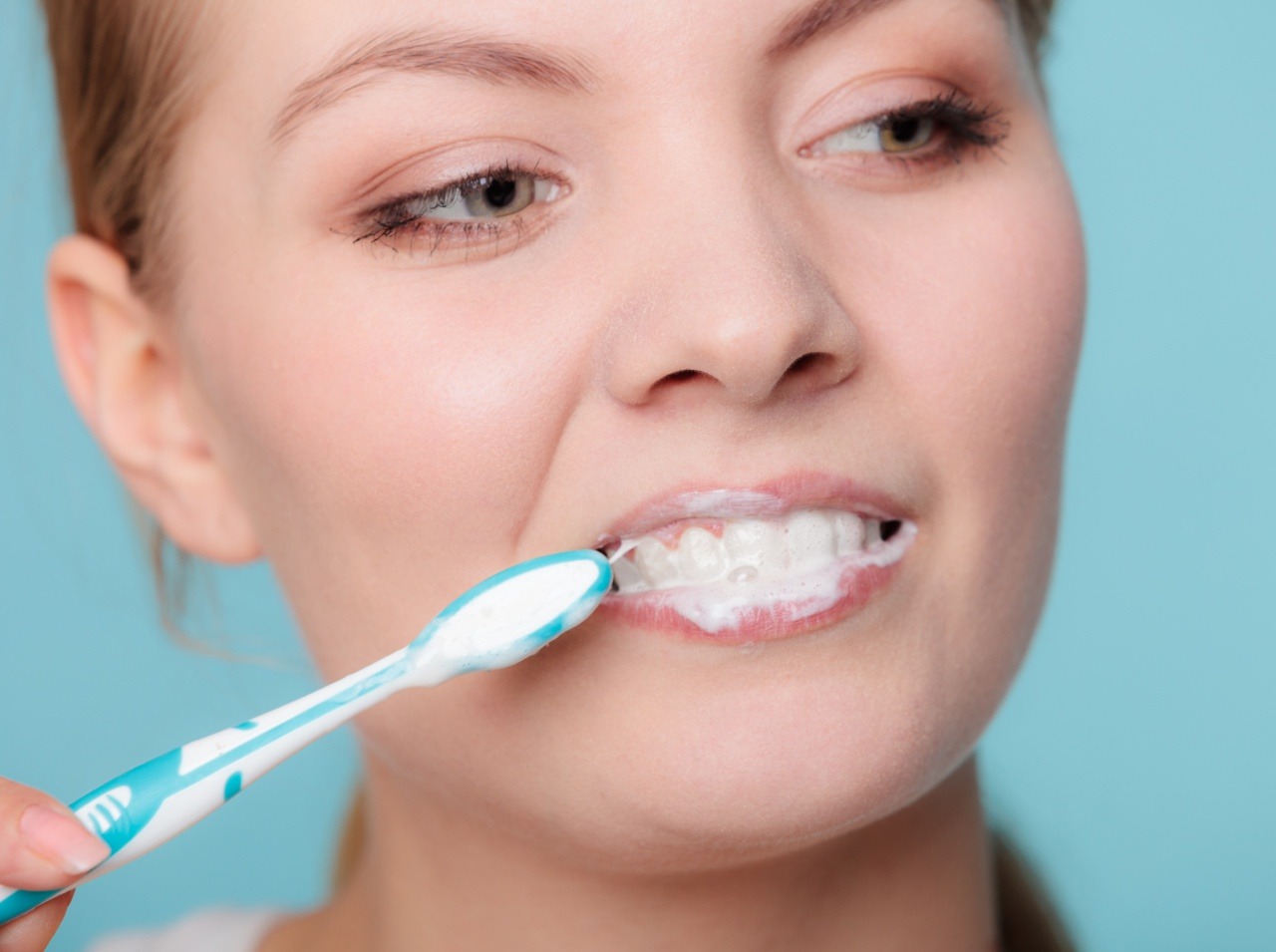 Dbajte na dôkladné čistenie zubov.