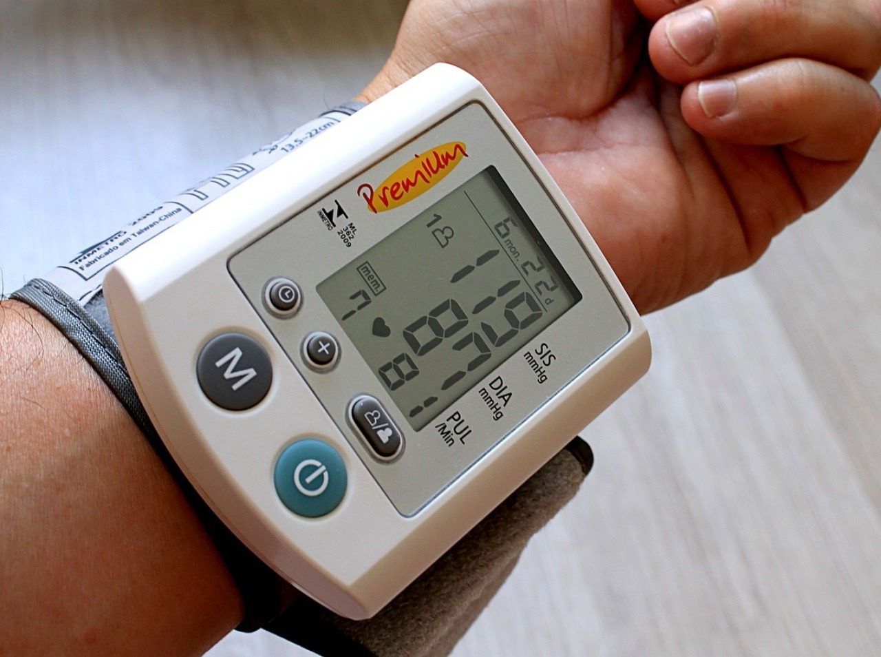 Pravidelné meranie krvného tlaku je výbornou prevenciou, ako ho mať pod kontrolou. 