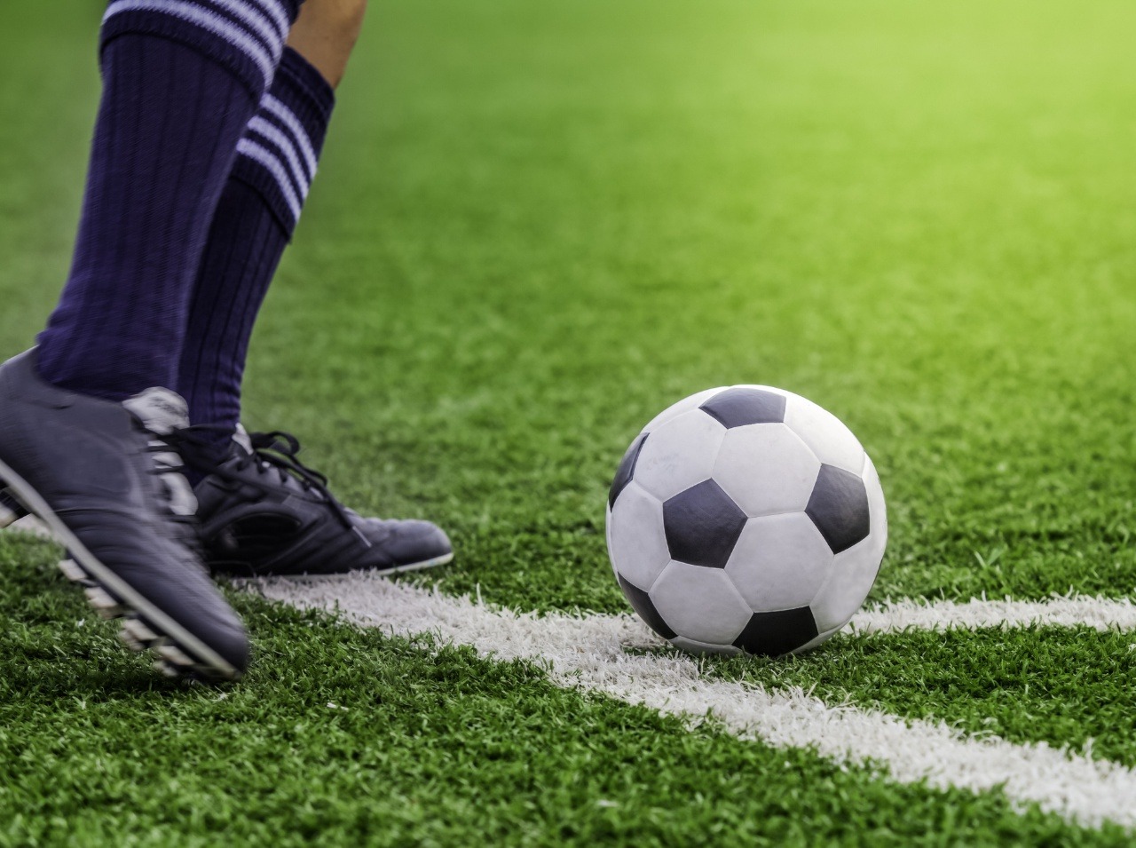 Futbal zlepšuje kondičku, ale aj znižuje krvný tlak. 