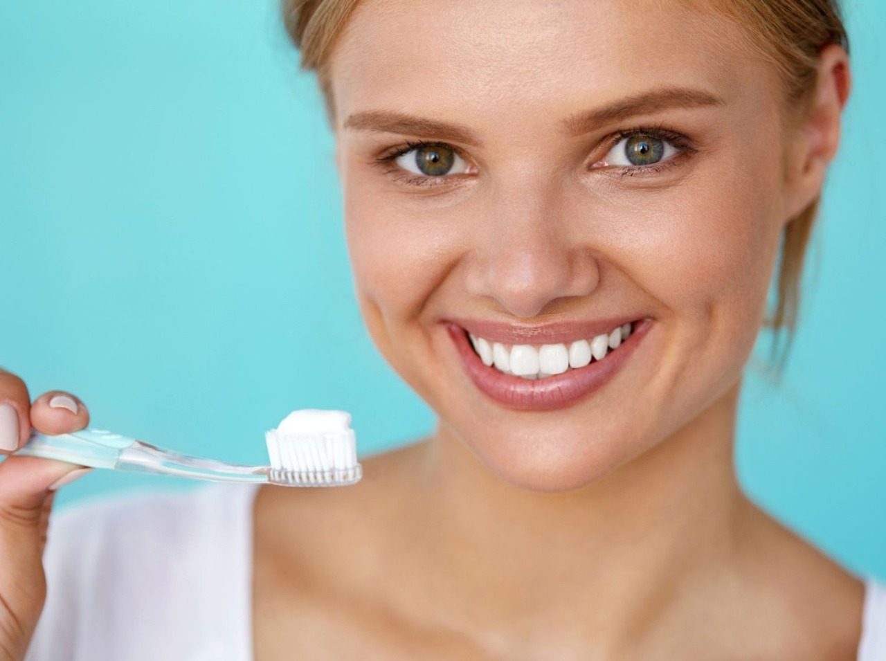 Správne čistenie zubov je alfou a omegou vášho celkového zdravia. 