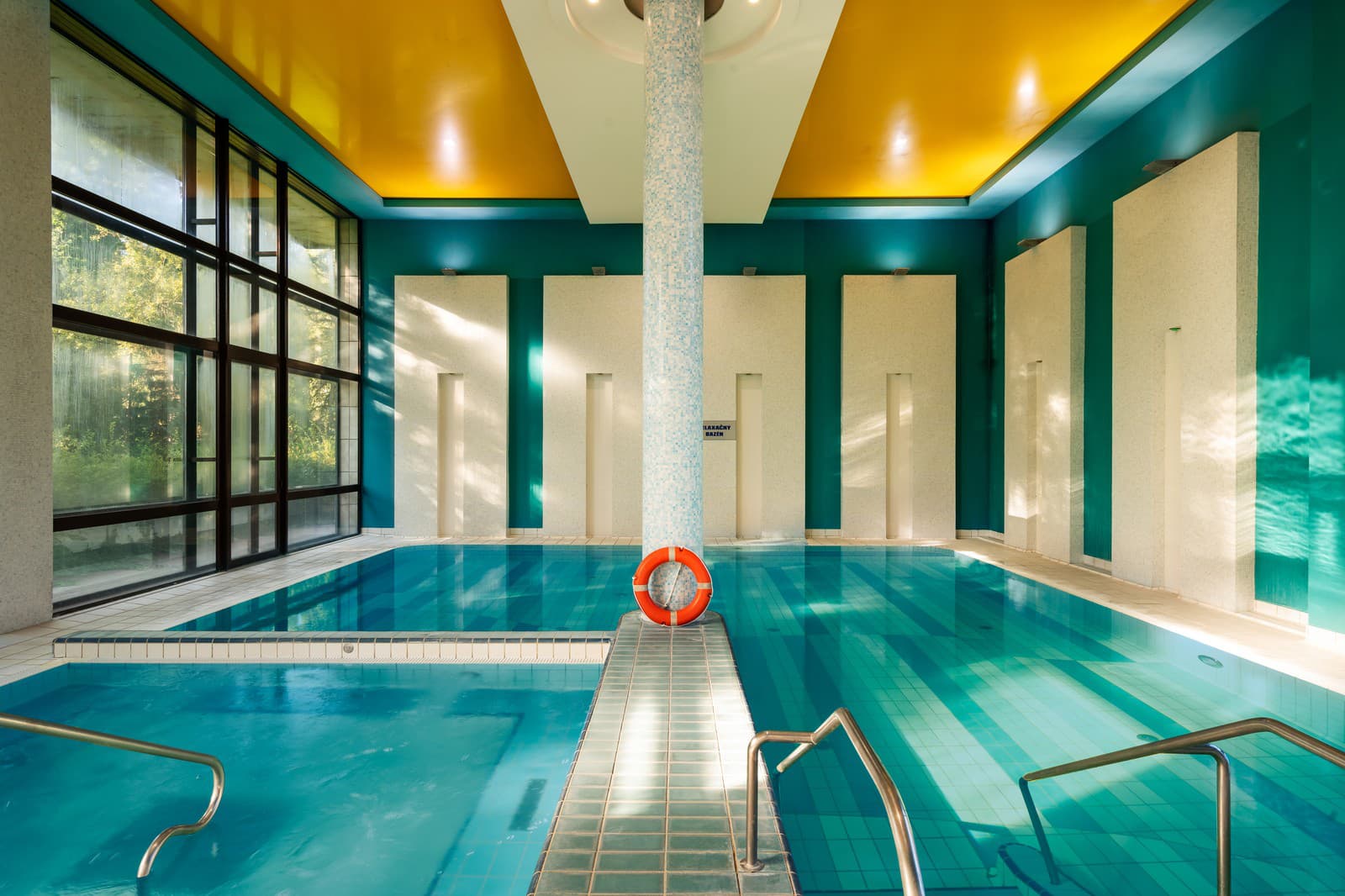 Hotel Esplanade, vnútorný bazén