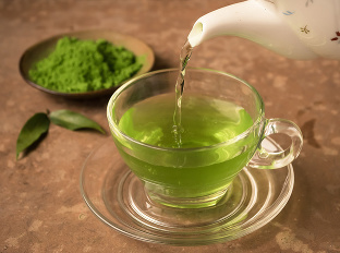 Bežná príprava zeleného čaju,